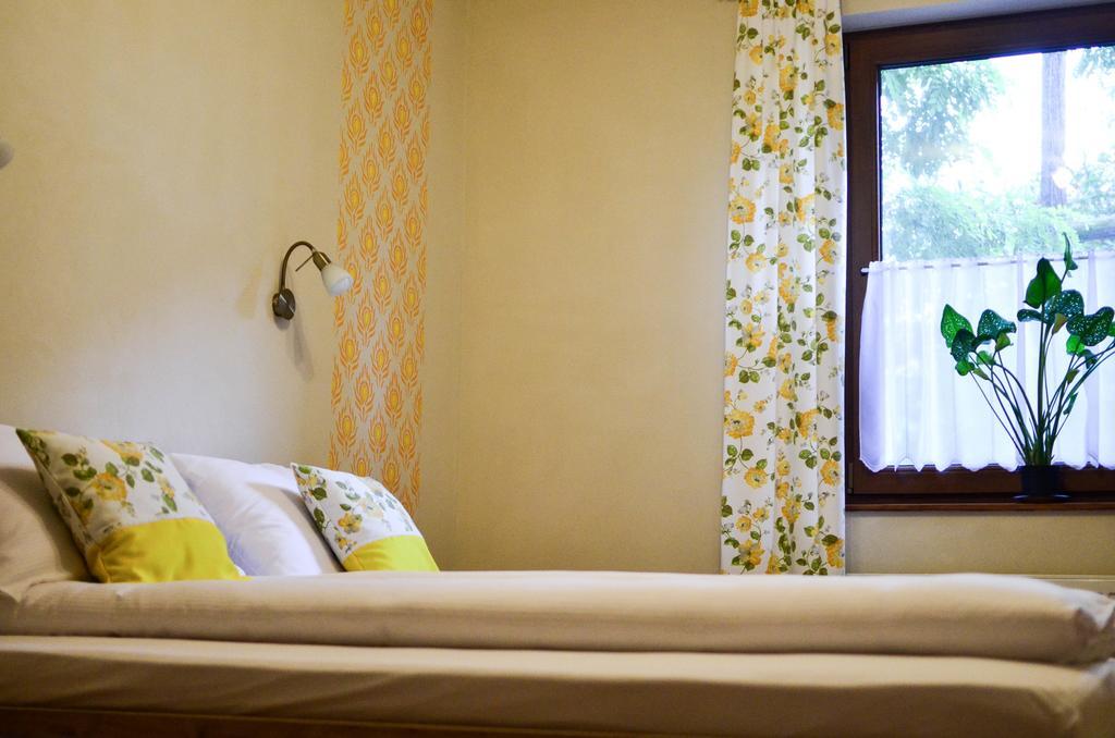 Páva Apartmanház Makó Kültér fotó