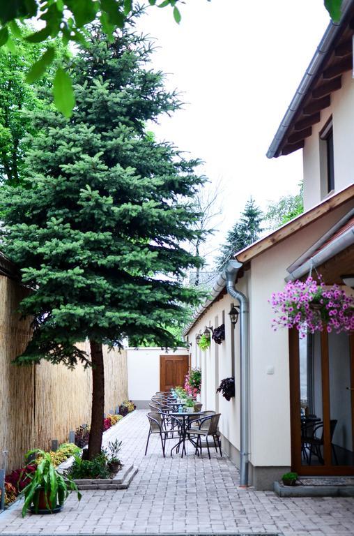 Páva Apartmanház Makó Kültér fotó