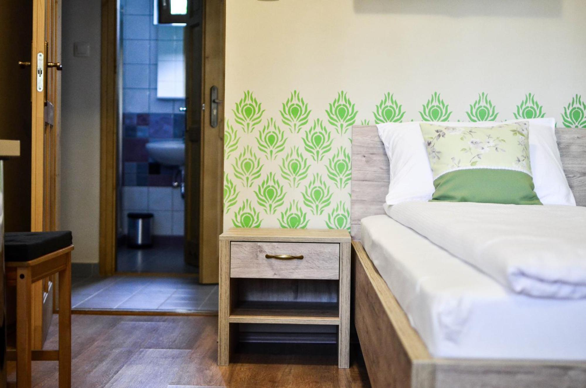 Páva Apartmanház Makó Kültér fotó